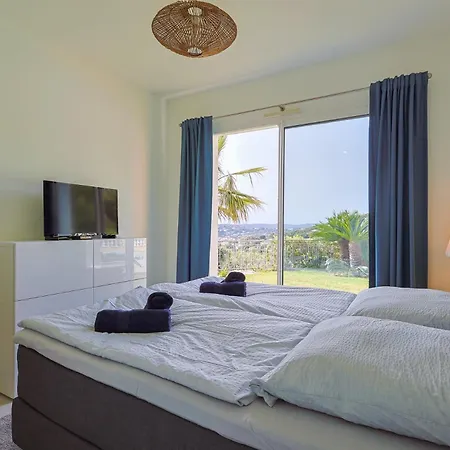 Holiday home Maison Des Loups *