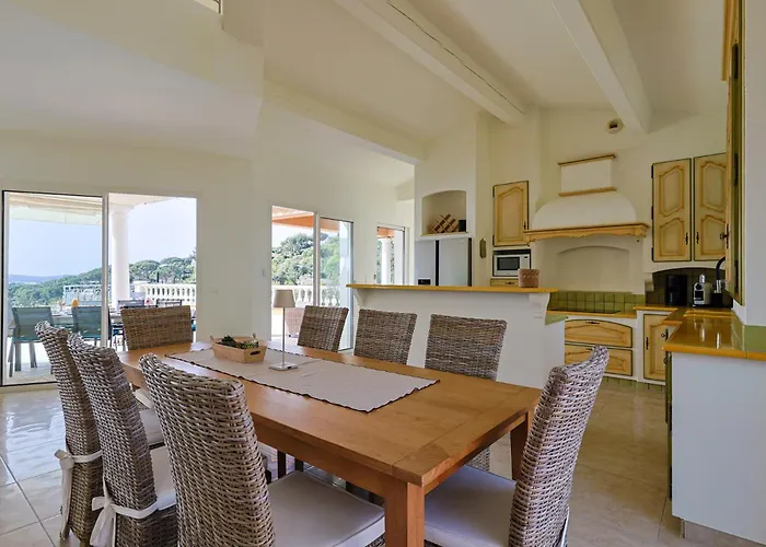 Provenzalische Maison Des Loups - Garten Mit Meerblick Und Infinity Pool By Riviera Homelife * Sainte-Maxime